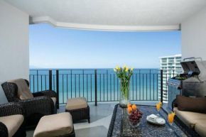 Grand Venetian Beachfront Condo